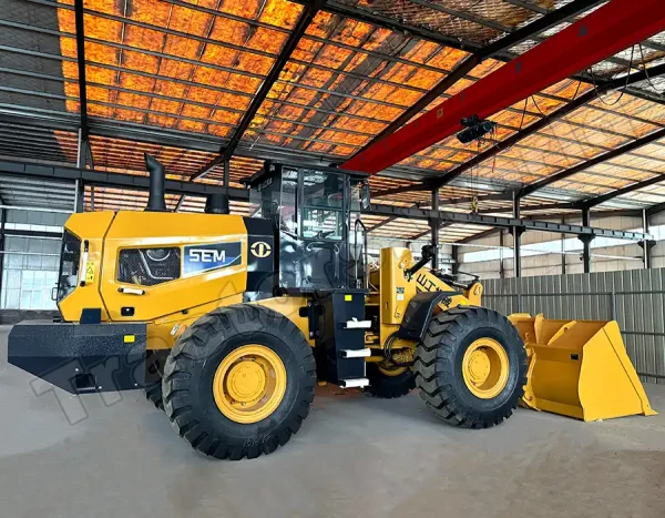 SEM 655F Wheel Loader In Guyana