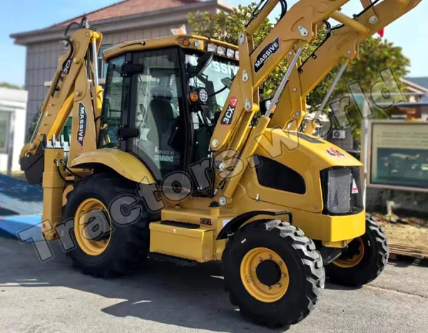 Massive 3CX (Side Shift) backhoe Loader In Guyana